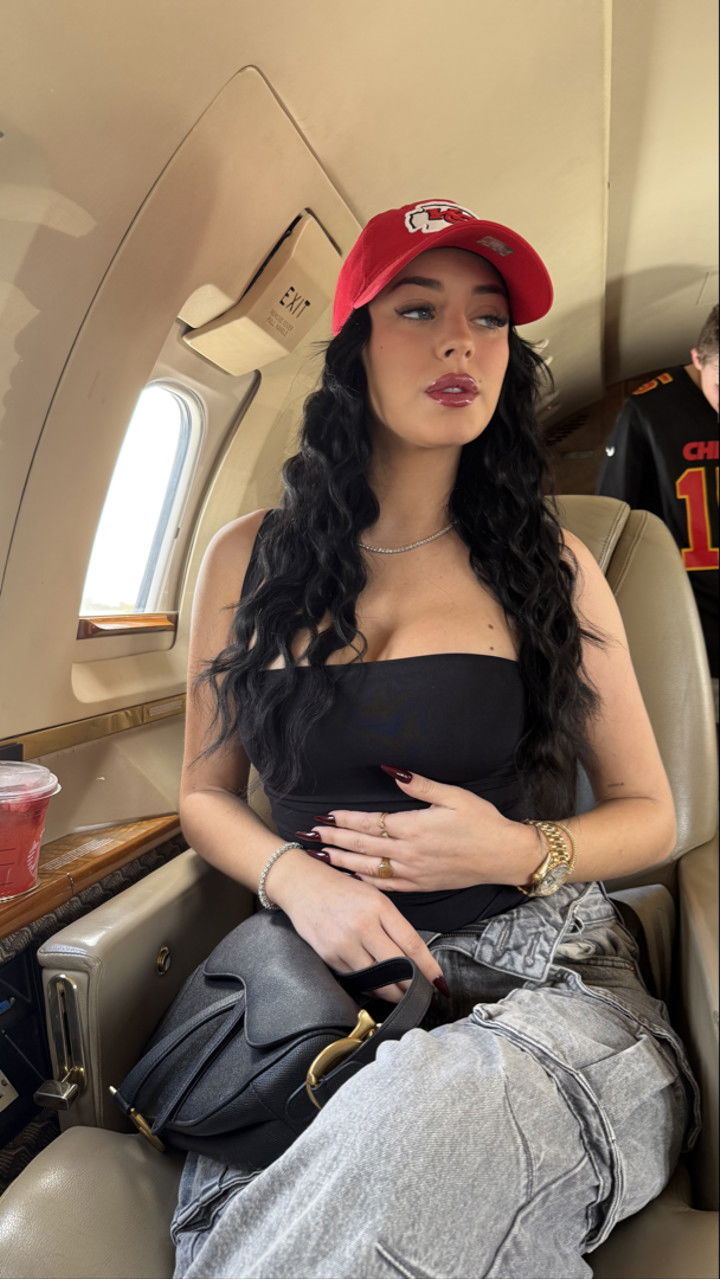 camilla_classy snapchat image archive image