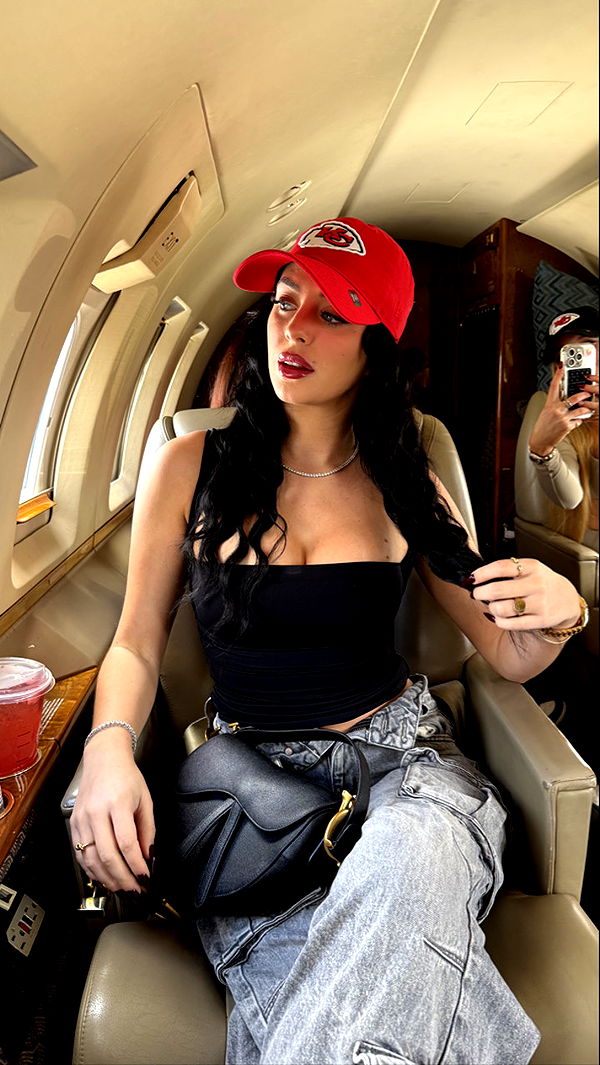 camilla_classy image ~ Altpins