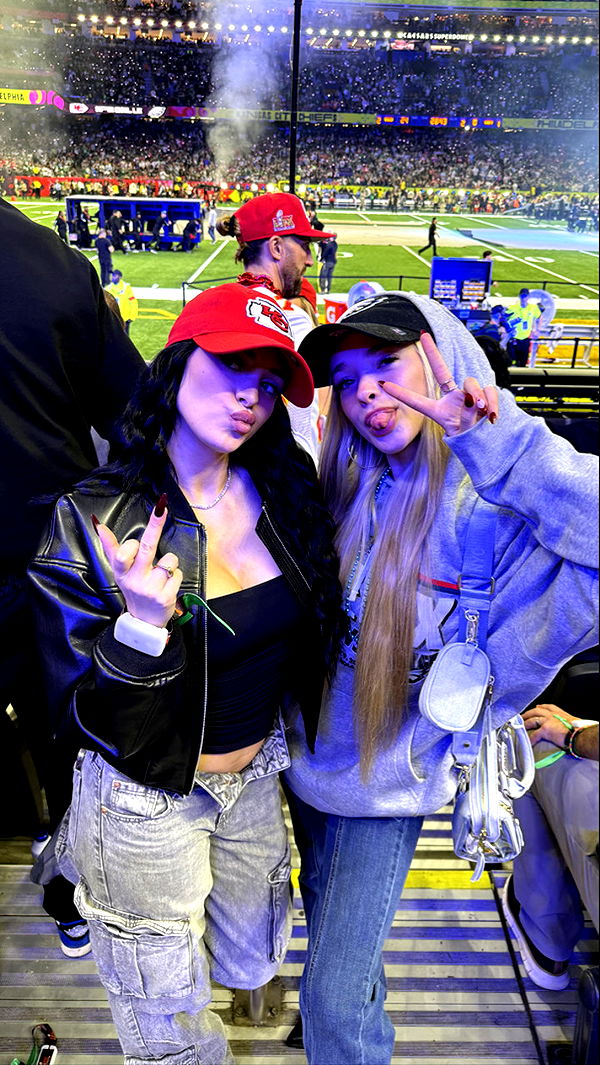 camilla_classy image ~ Altpins