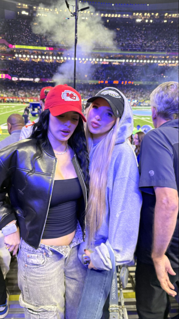 camilla_classy snapchat image archive image