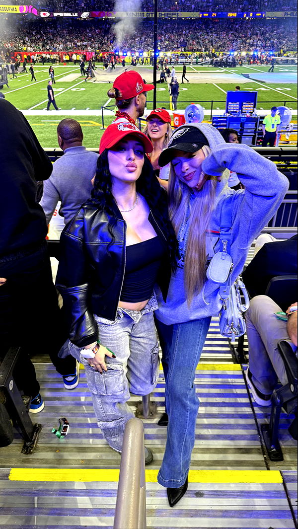 camilla_classy image ~ Altpins