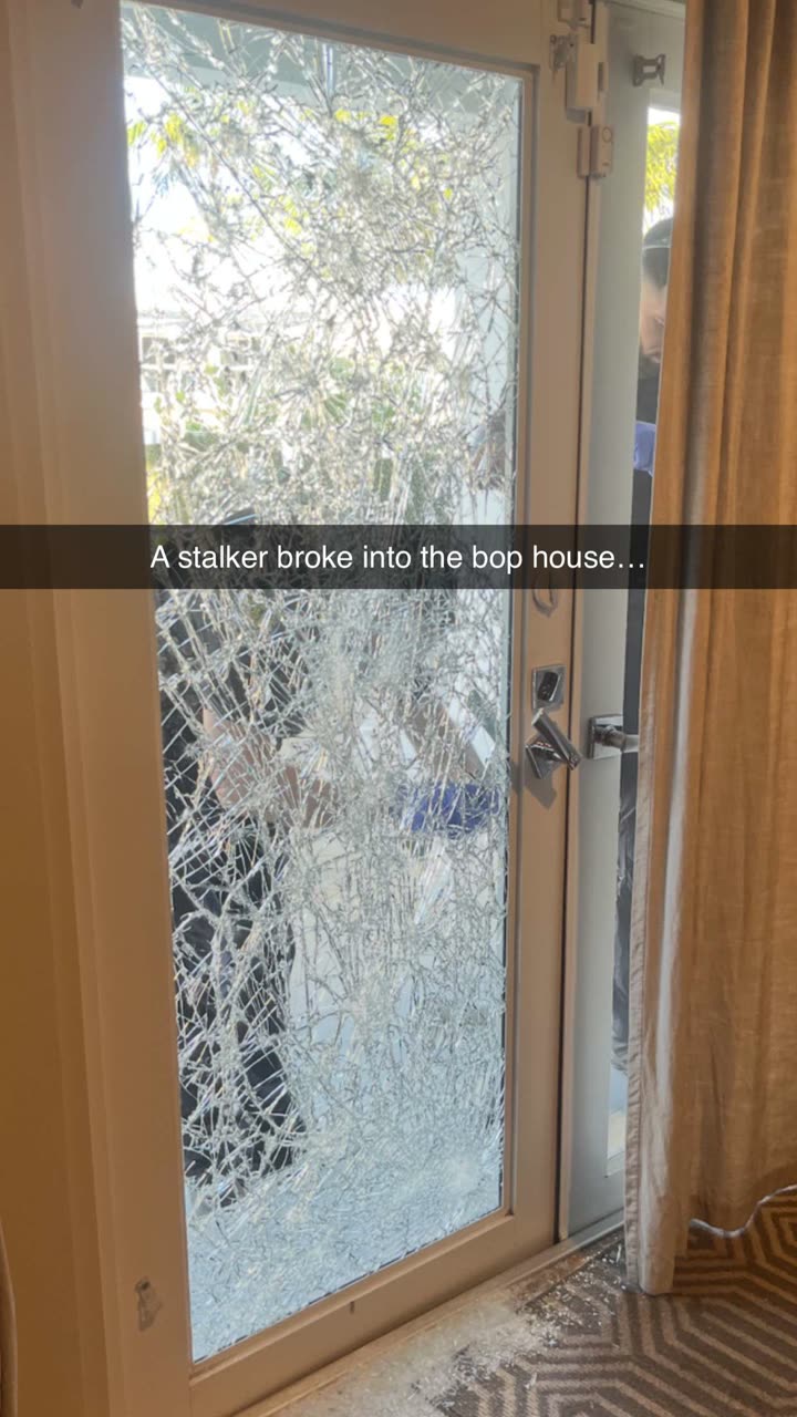 camilla_classy snapchat image archive image