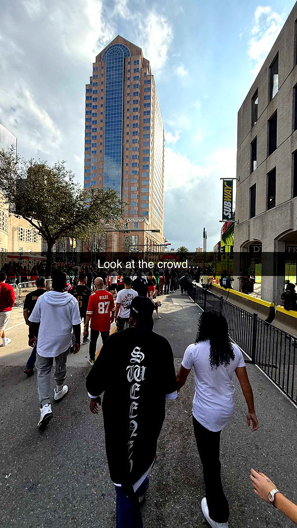 camilla_classy image ~ Altpins