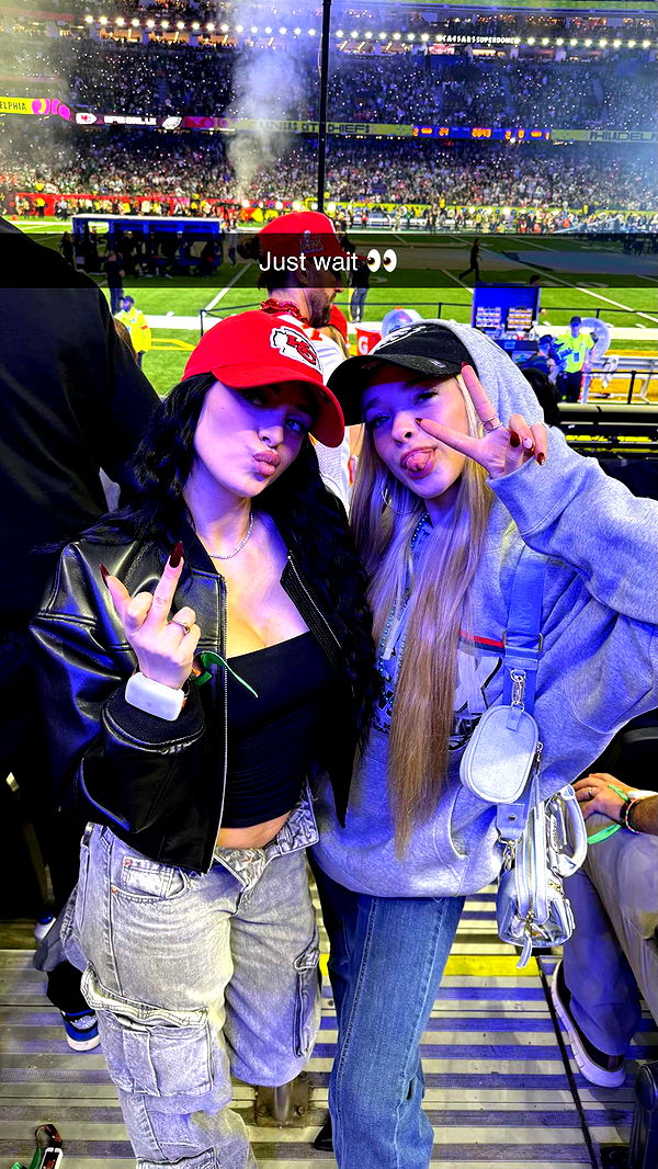 camilla_classy image ~ Altpins