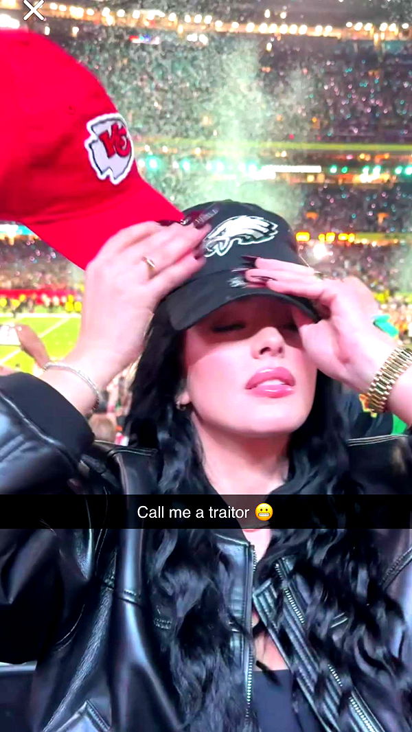 camilla_classy image ~ Altpins