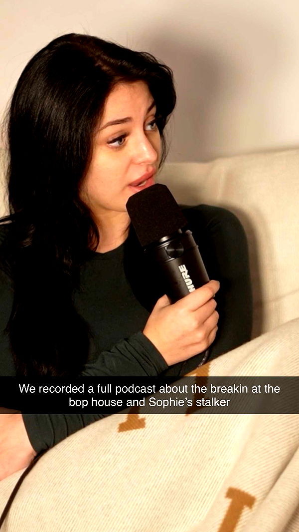 camilla_classy image ~ Altpins