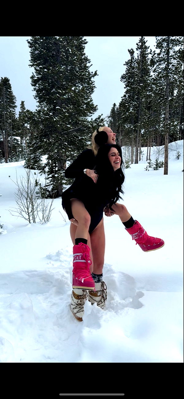 camilla_classy image ~ Altpins