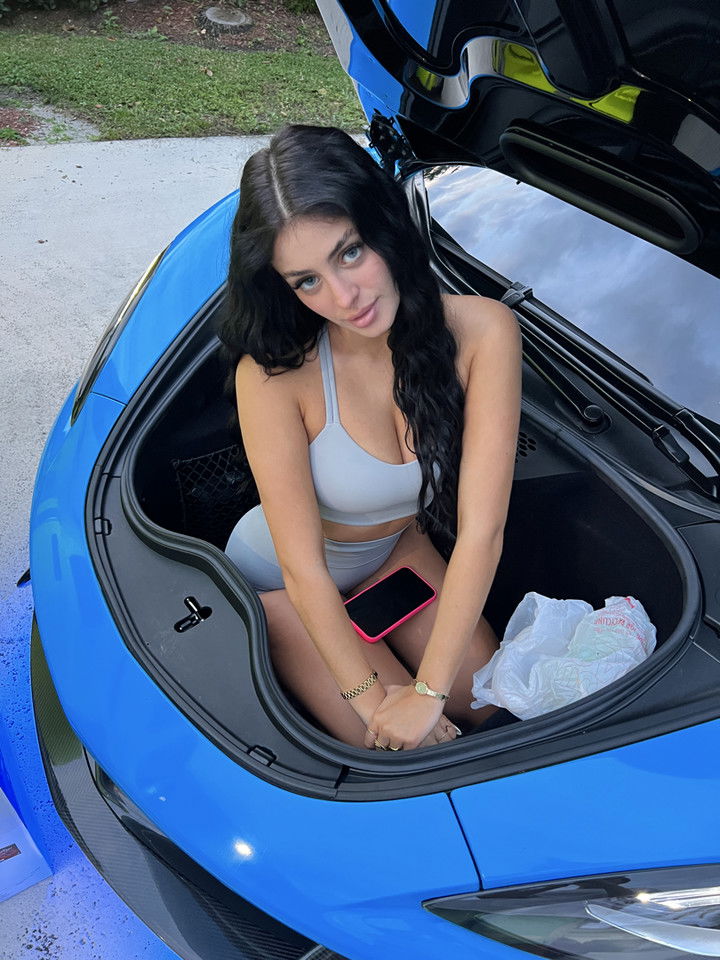 camilla_classy snapchat image archive image