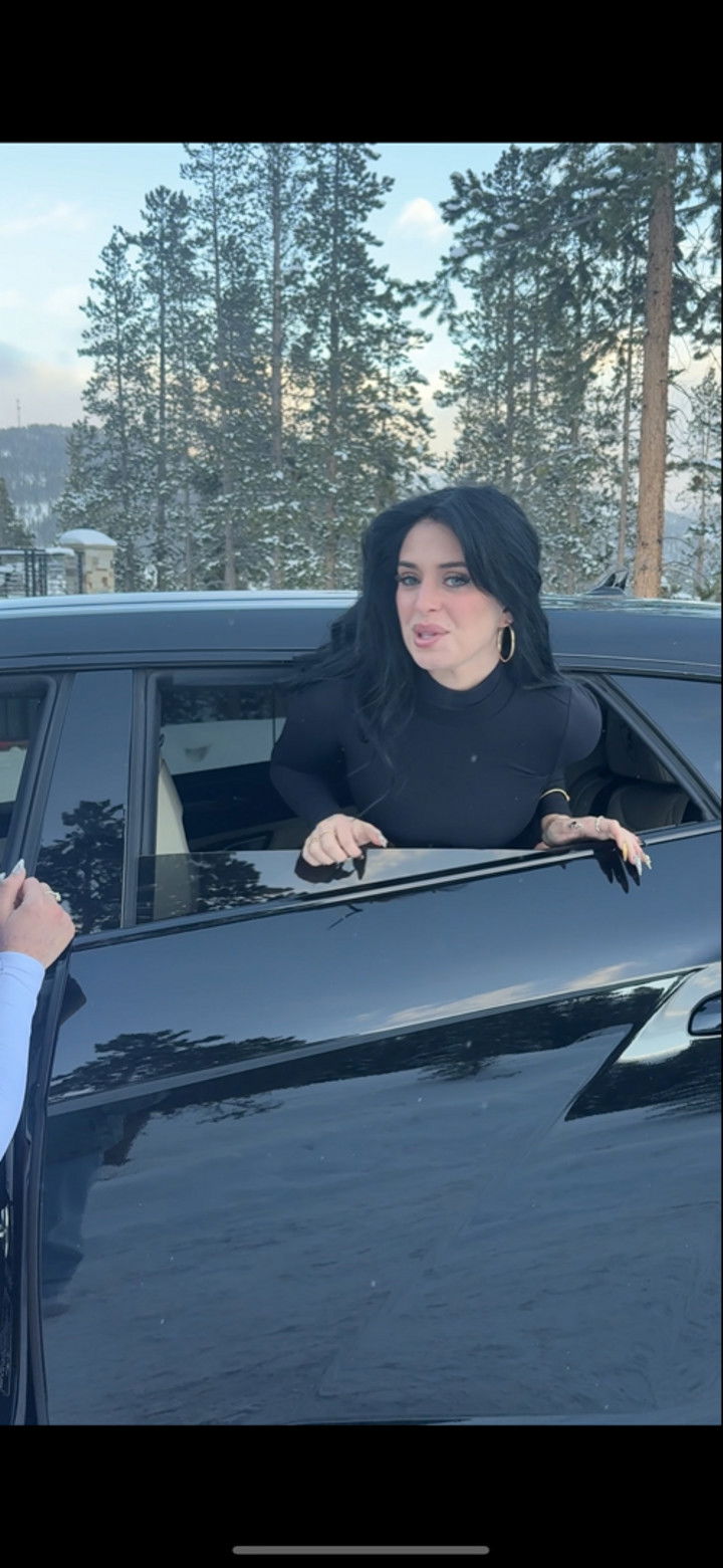 camilla_classy snapchat image archive image