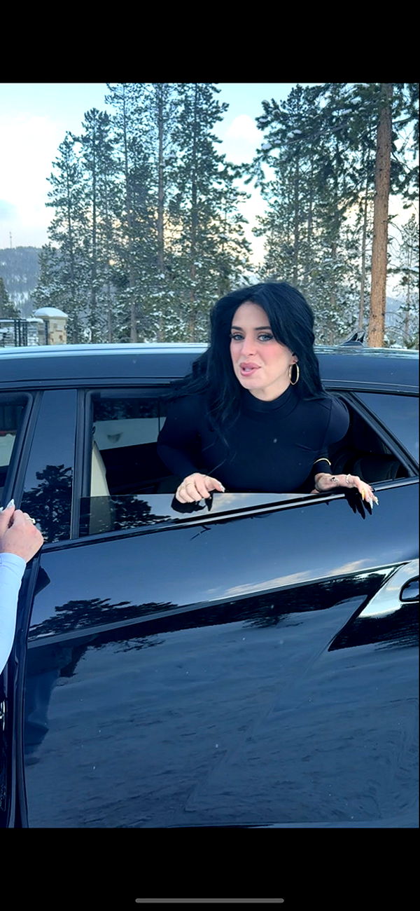 camilla_classy image ~ Altpins