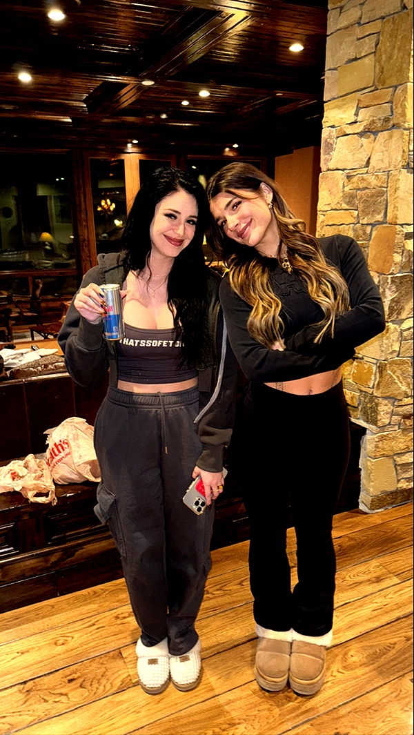 camilla_classy image ~ Altpins