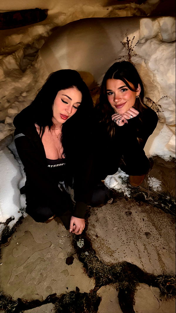 camilla_classy image ~ Altpins