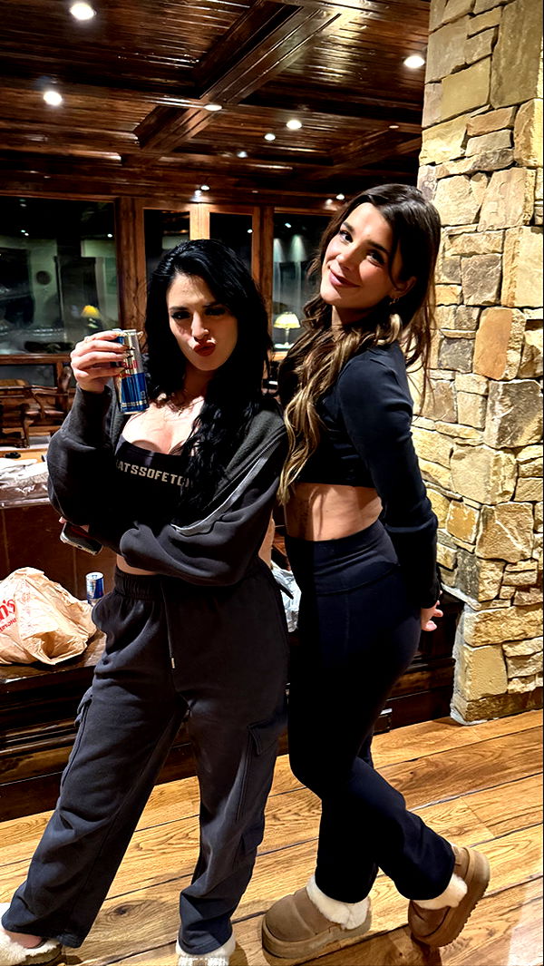 camilla_classy image ~ Altpins