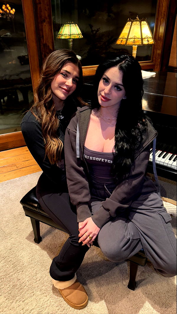 camilla_classy image ~ Altpins