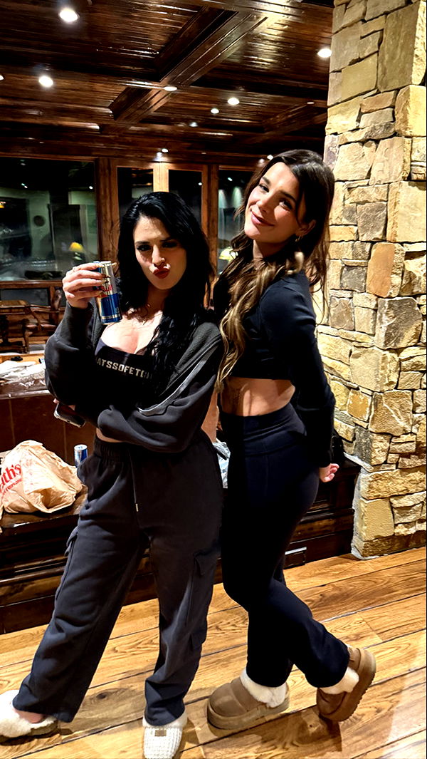 camilla_classy image ~ Altpins