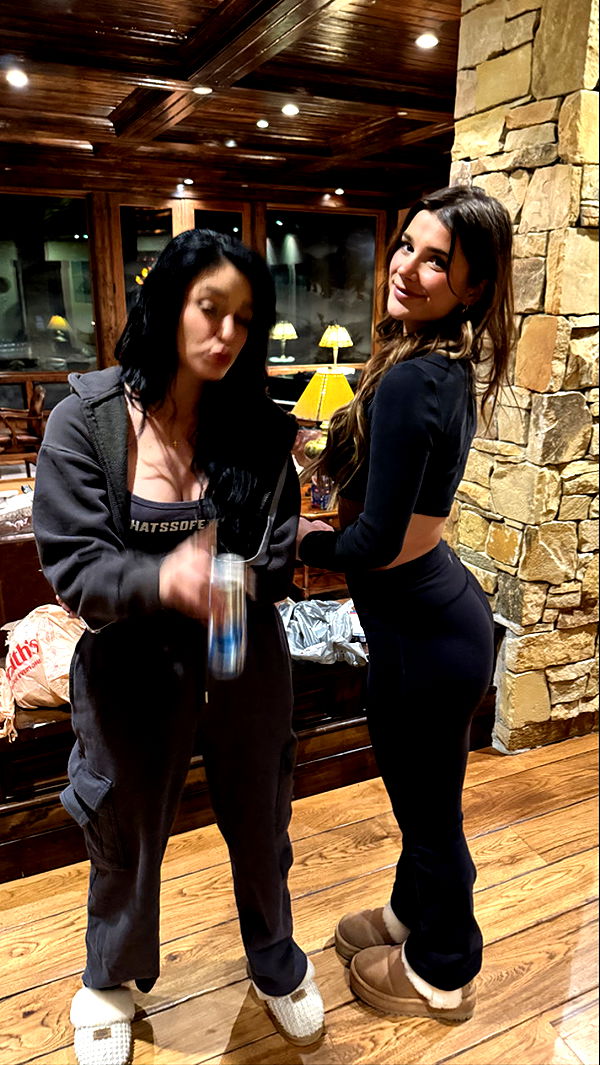 camilla_classy image ~ Altpins