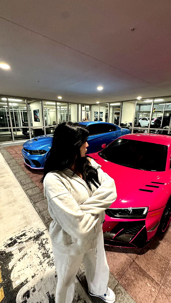 camilla_classy image ~ Altpins