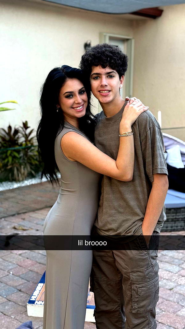 camilla_classy image ~ Altpins