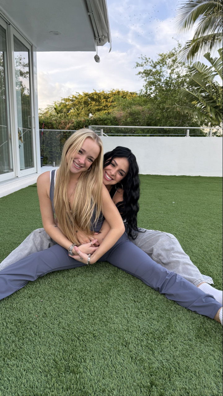 camilla_classy snapchat image archive image