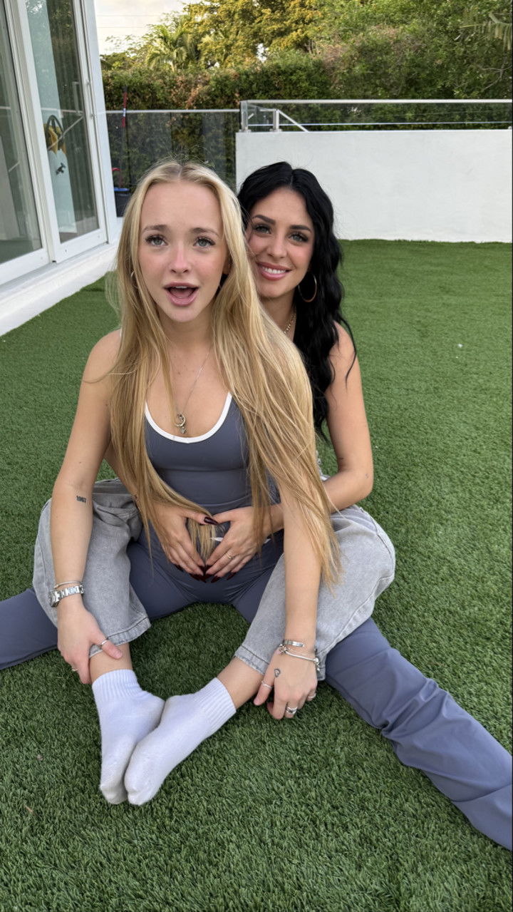 camilla_classy snapchat image archive image