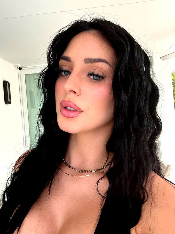 camilla_classy image ~ Altpins