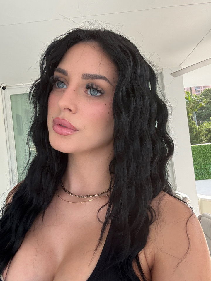 camilla_classy snapchat image archive image