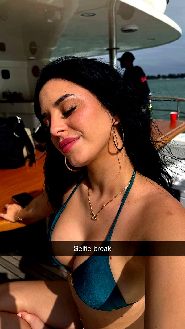 camilla_classy image ~ Altpins