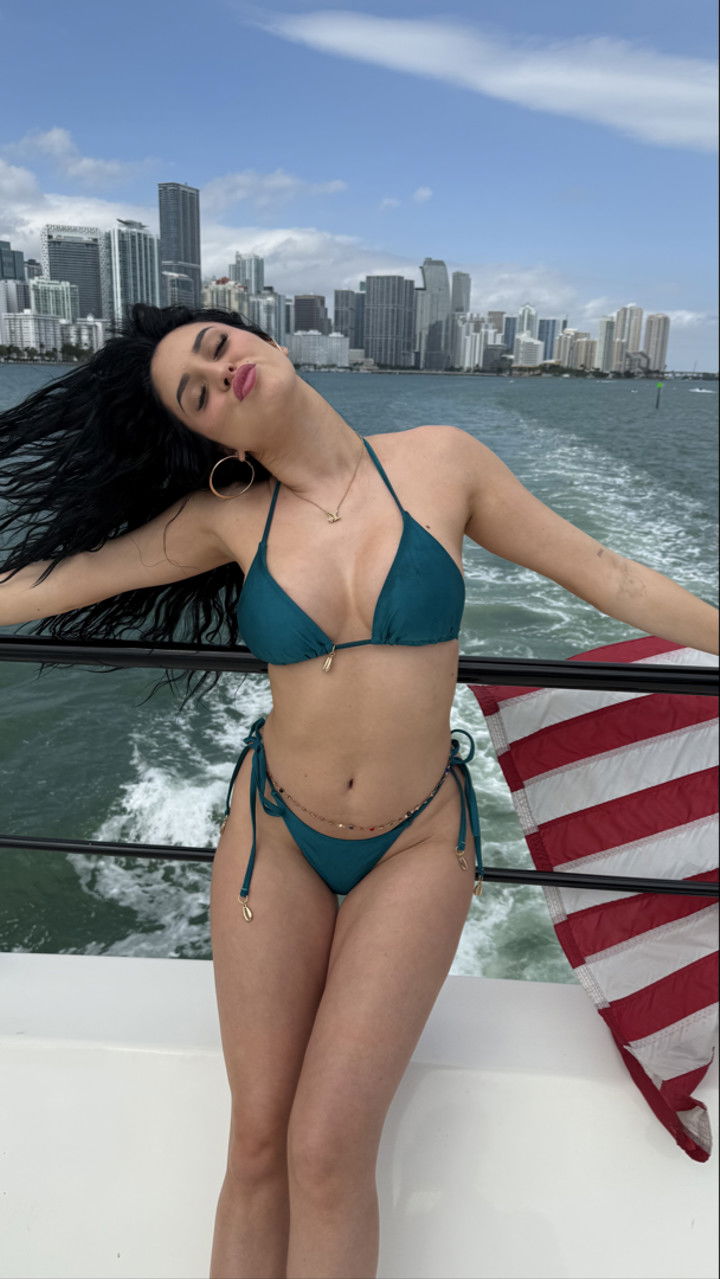 camilla_classy snapchat image archive image