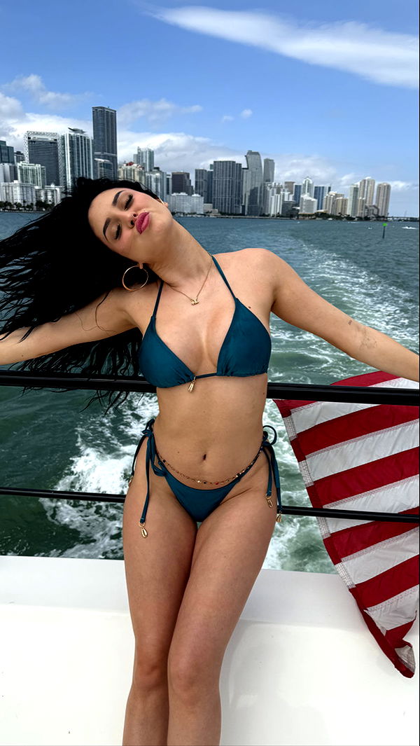 camilla_classy image ~ Altpins