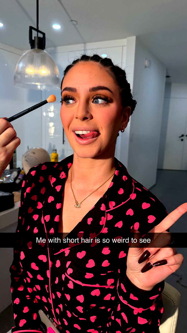 camilla_classy image ~ Altpins