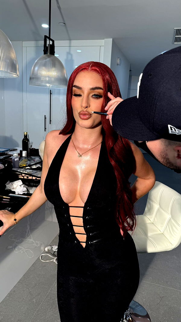 camilla_classy image ~ Altpins