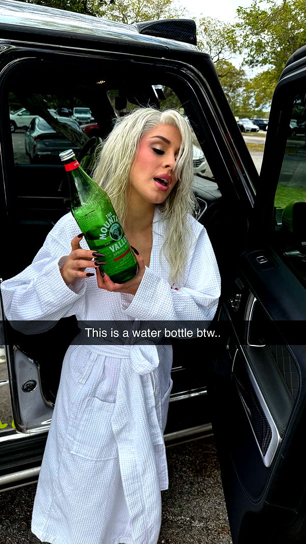 camilla_classy image ~ Altpins