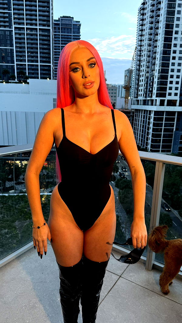 camilla_classy image ~ Altpins