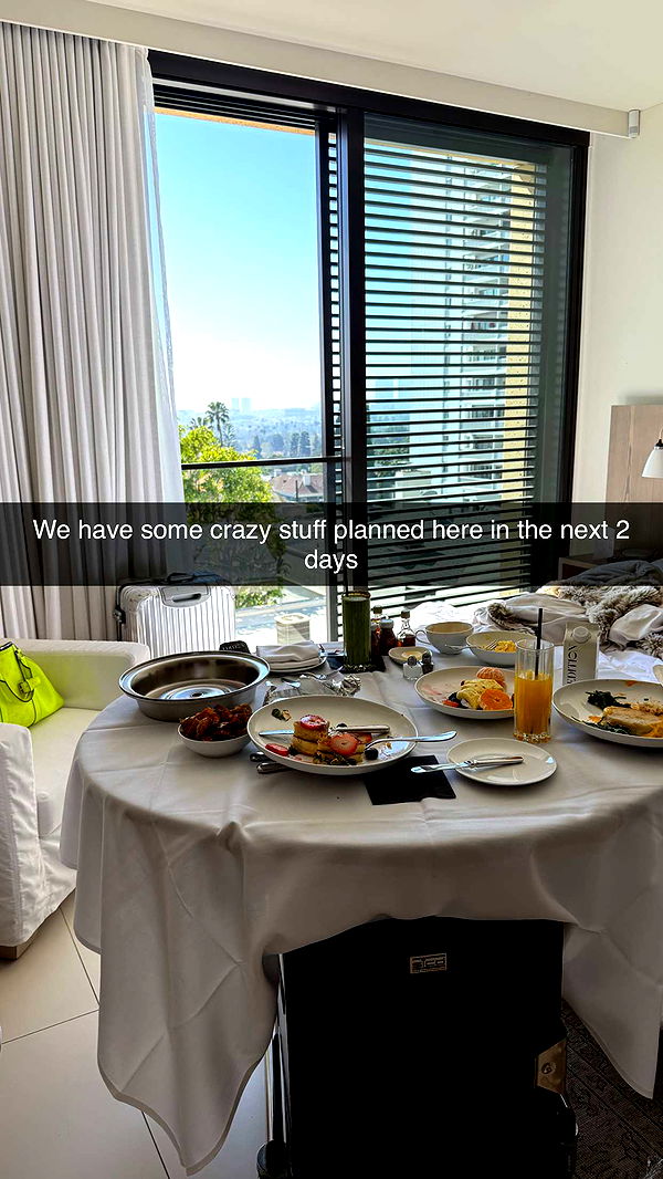 camilla_classy image ~ Altpins