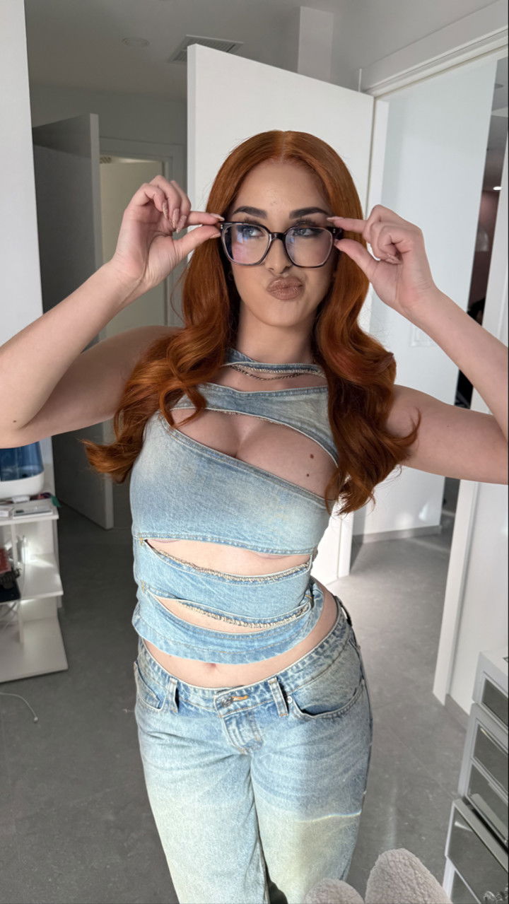 camilla_classy snapchat image archive image