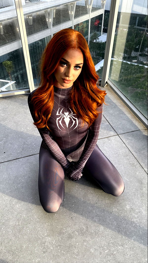 camilla_classy image ~ Altpins