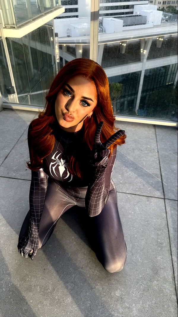 camilla_classy image ~ Altpins