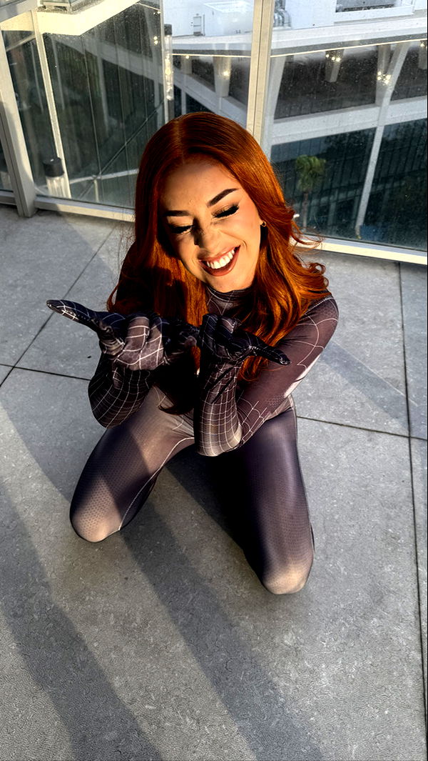 camilla_classy image ~ Altpins