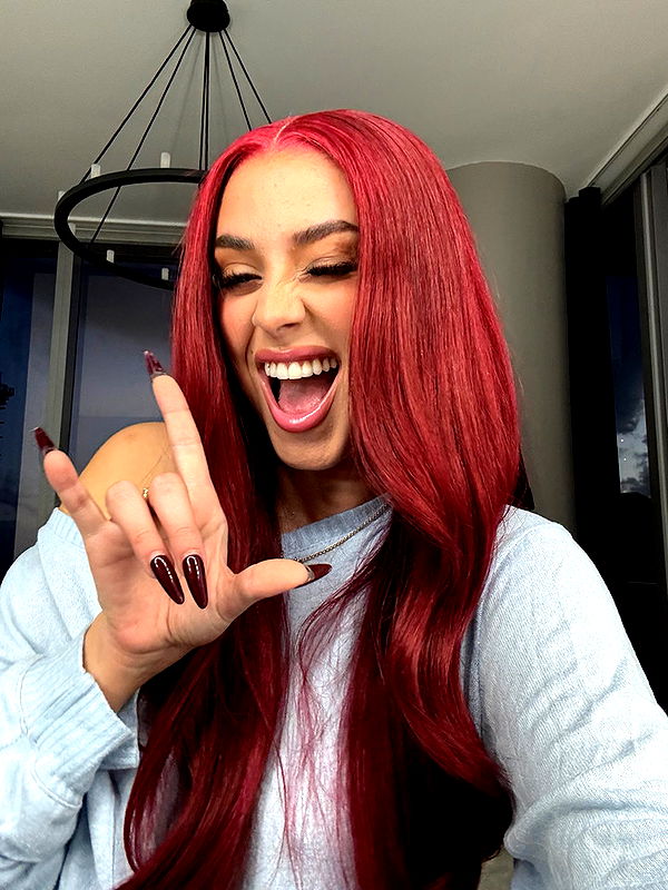 camilla_classy image ~ Altpins