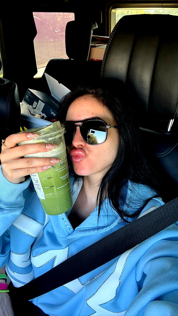 camilla_classy image ~ Altpins