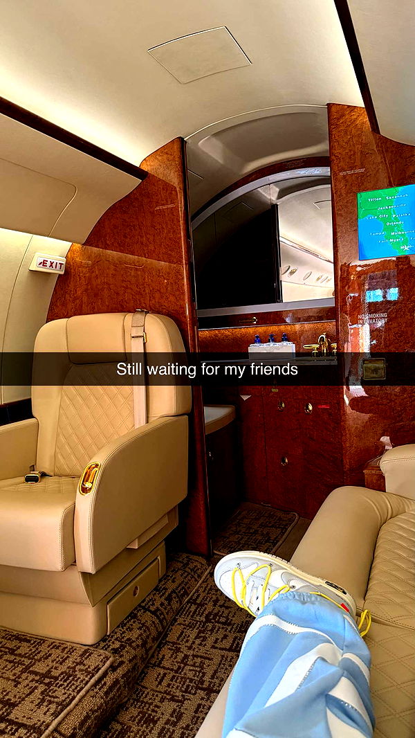 camilla_classy image ~ Altpins