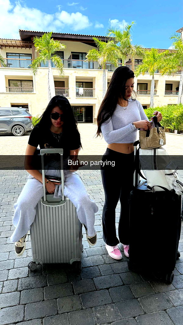 camilla_classy image ~ Altpins