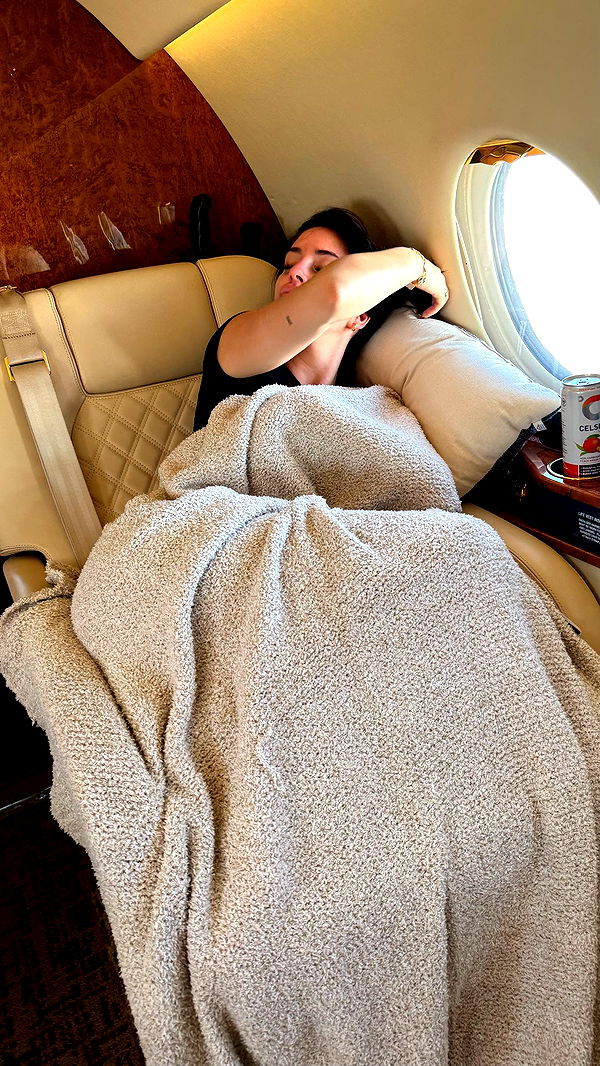 camilla_classy image ~ Altpins