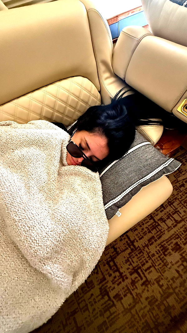 camilla_classy image ~ Altpins