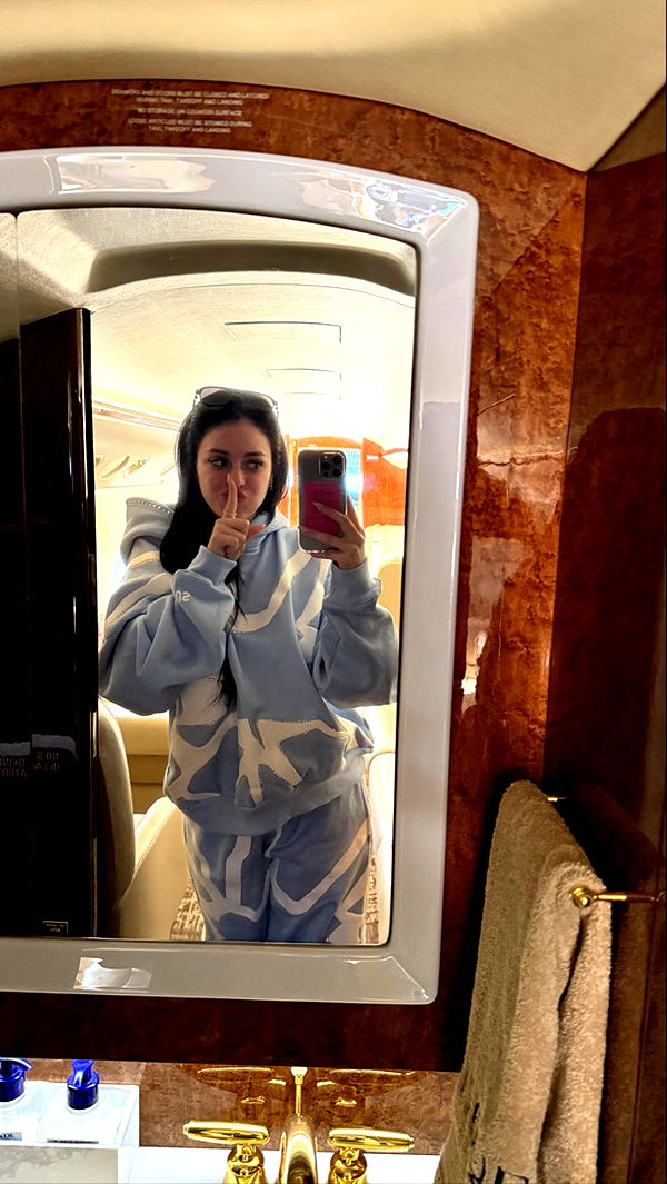 camilla_classy image ~ Altpins