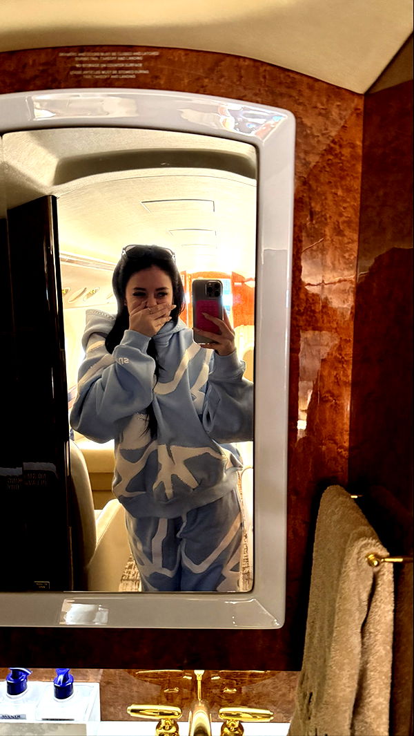 camilla_classy image ~ Altpins