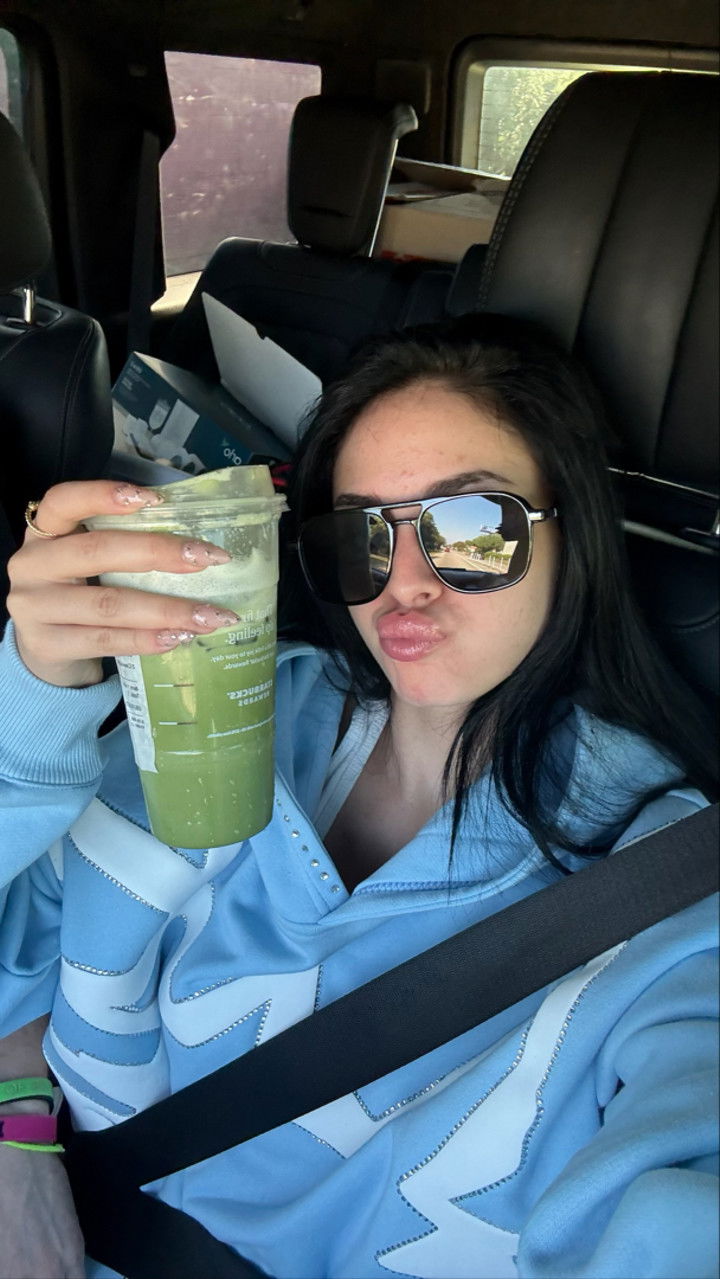 camilla_classy snapchat image archive image