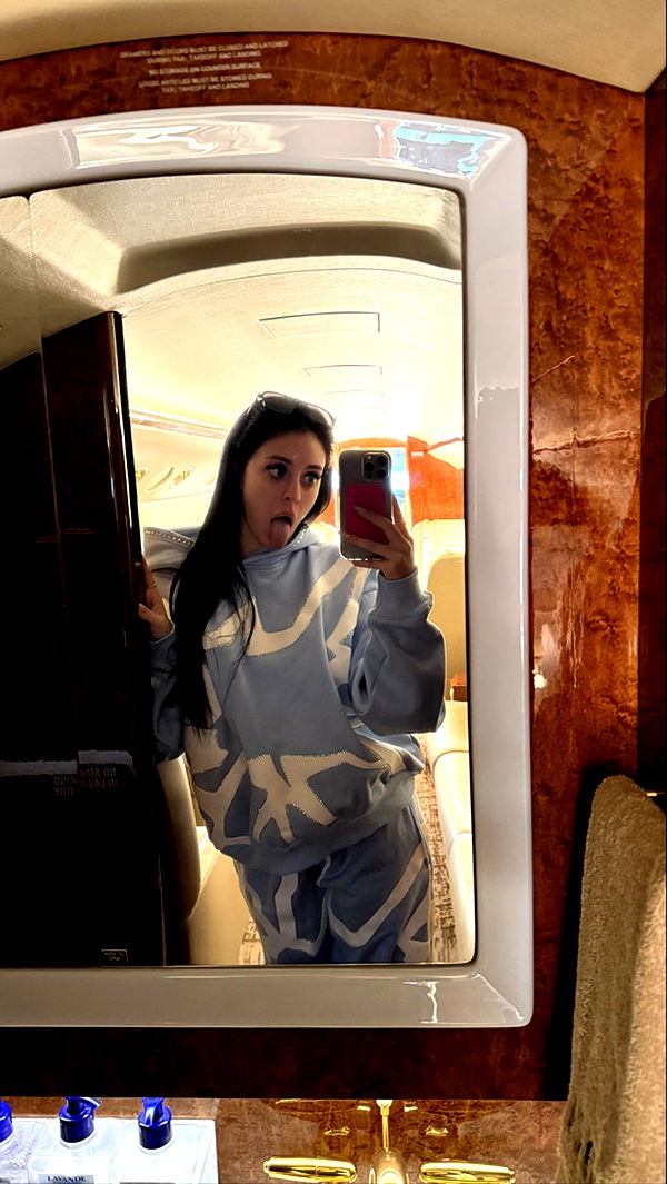 camilla_classy image ~ Altpins