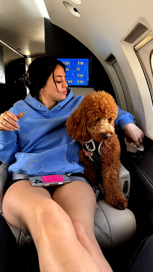 camilla_classy image ~ Altpins