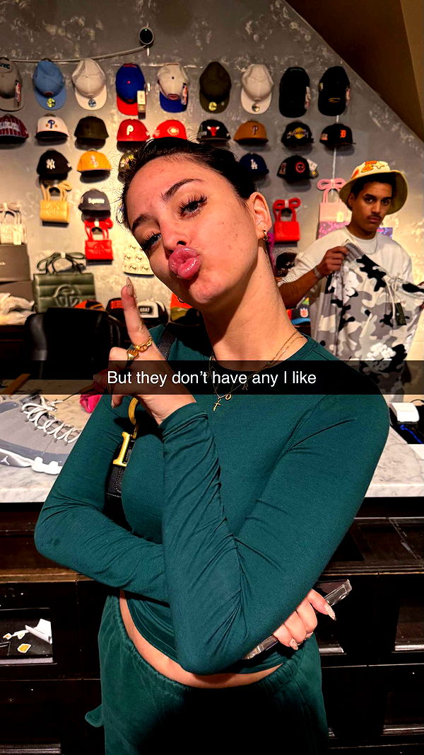 camilla_classy image ~ Altpins